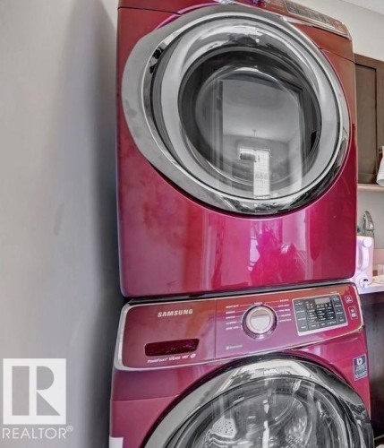 10806 72 Avenue, Edmonton, AB - Indoor Photo Showing Laundry Room