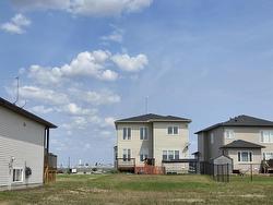 22 Whitetail Crescent  Mundare, AB T0B 3H0