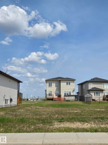 22 Whitetail Crescent, Mundare, AB 