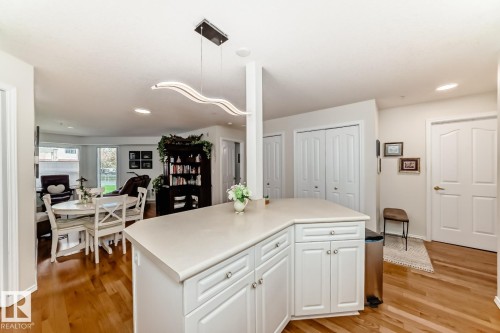 123 6703 172 Street, Edmonton, AB - Indoor