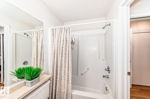 123 6703 172 Street, Edmonton, AB - Indoor Photo Showing Bathroom