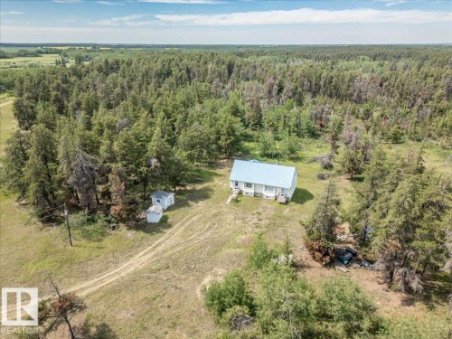 57021 RGE ROAD 213  Rural Sturgeon County, AB T0A 2W0