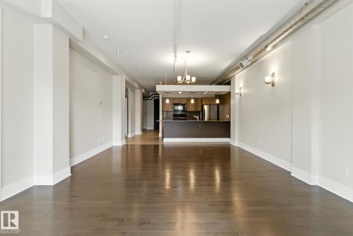 204 11633 105 Avenue, Edmonton, AB - Indoor Photo Showing Other Room
