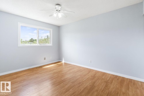 51 Mcleod Place, Edmonton, AB - Indoor Photo Showing Other Room