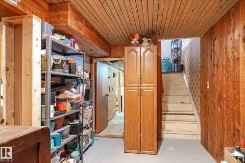 8612 141 Avenue Nw, Edmonton, AB - Indoor Photo Showing Other Room