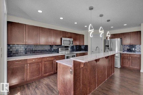 16540 131 Street, Edmonton, AB - Indoor Photo Showing Kitchen