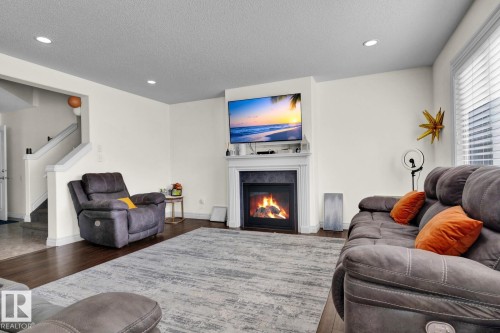 16540 131 Street, Edmonton, AB - Indoor Photo Showing Living Room With Fireplace