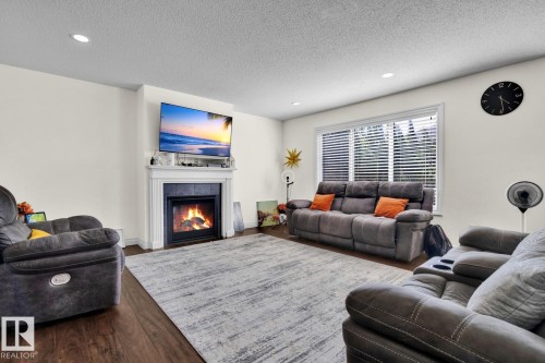 16540 131 Street, Edmonton, AB - Indoor Photo Showing Living Room With Fireplace
