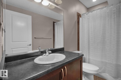 16540 131 Street, Edmonton, AB - Indoor Photo Showing Bathroom