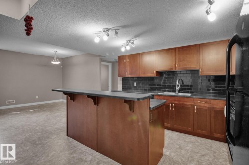 16540 131 Street, Edmonton, AB - Indoor Photo Showing Kitchen