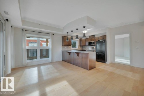 306 10232 115 Street, Edmonton, AB - Indoor Photo Showing Kitchen