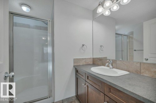 306 10232 115 Street, Edmonton, AB - Indoor Photo Showing Bathroom