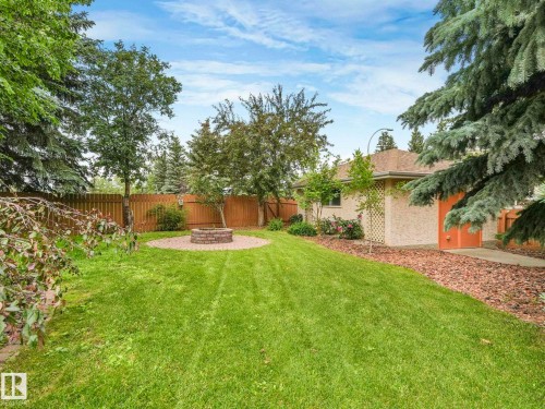 1820 Bearspaw Drive W, Edmonton, AB - Outdoor