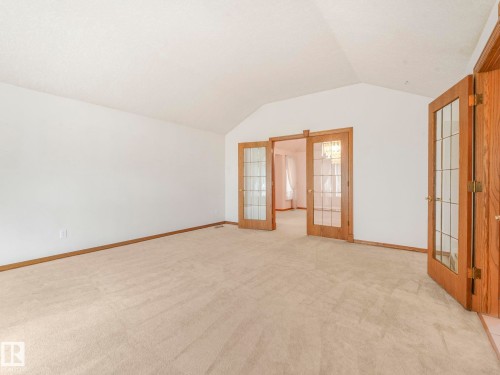 1820 Bearspaw Drive W, Edmonton, AB - Indoor Photo Showing Other Room