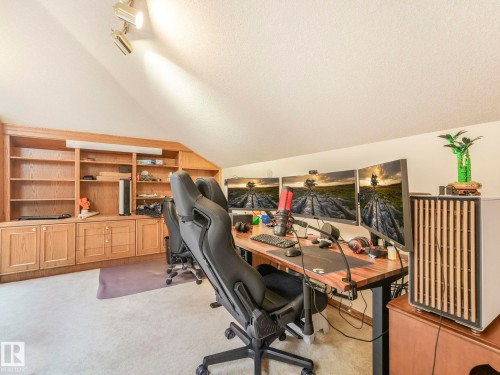 1820 Bearspaw Drive W, Edmonton, AB - Indoor Photo Showing Office