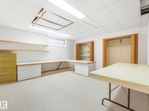 1820 Bearspaw Drive W, Edmonton, AB - Indoor Photo Showing Other Room