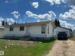 4325 55 Avenue  Smoky Lake Town, AB T0A 3C0