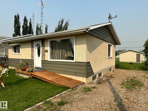 4505 52 Street  Smoky Lake Town, AB T0A 3C0