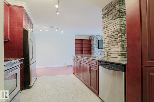 1407 10125 109 Street, Edmonton, AB - Indoor Photo Showing Kitchen