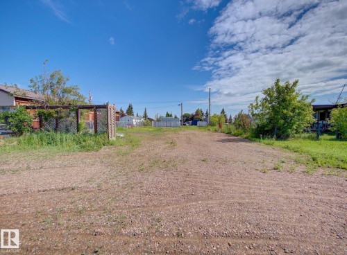 4828 48 Avenue, Chipman, AB 