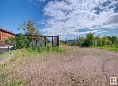 4828 48 Avenue, Chipman, AB 