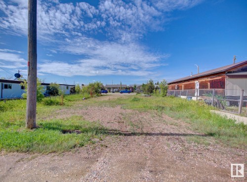 4828 48 Avenue, Chipman, AB 