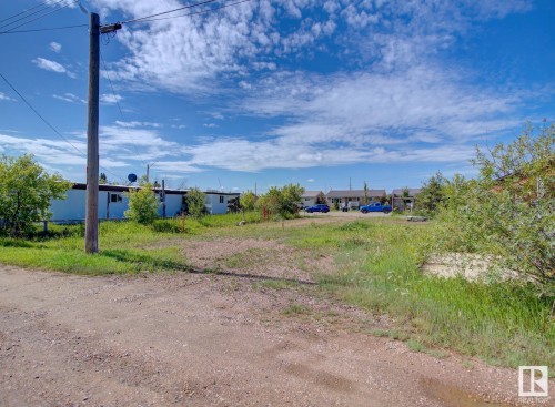 4828 48 Avenue, Chipman, AB 