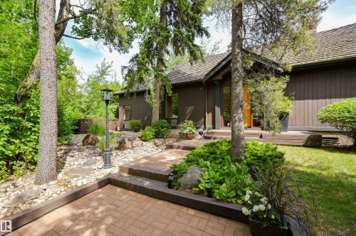 14232 Ravine Drive, Edmonton, AB - Outdoor