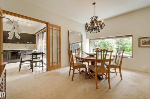 14232 Ravine Drive, Edmonton, AB - Indoor Photo Showing Dining Room