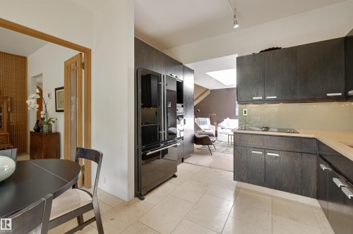 14232 Ravine Drive, Edmonton, AB - Indoor Photo Showing Other Room