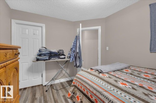 1 345 Kirkness Road, Edmonton, AB - Indoor Photo Showing Bedroom