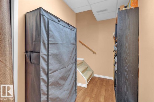 1 345 Kirkness Road, Edmonton, AB - Indoor Photo Showing Bathroom