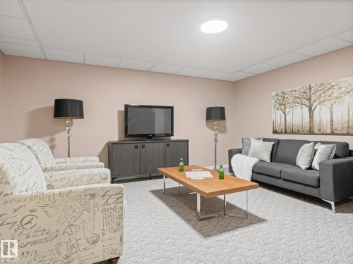 20456 Twp Road 544, Rural Strathcona County, AB - Indoor Photo Showing Living Room