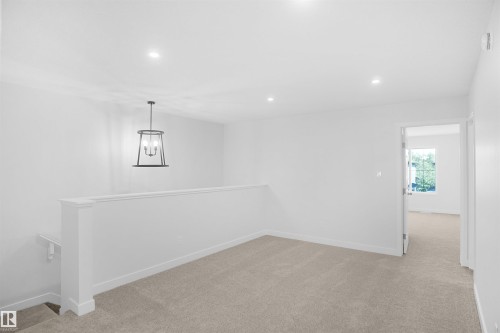 17420 7 Street, Edmonton, AB - Indoor Photo Showing Other Room