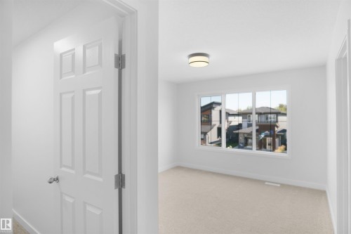 17420 7 Street, Edmonton, AB - Indoor Photo Showing Other Room