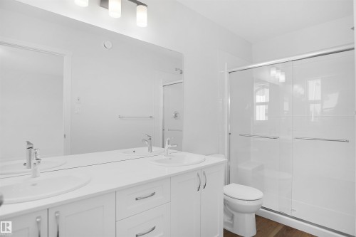 17420 7 Street, Edmonton, AB - Indoor Photo Showing Bathroom