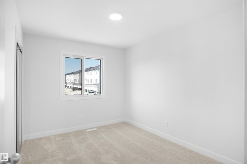 17420 7 Street, Edmonton, AB - Indoor Photo Showing Other Room