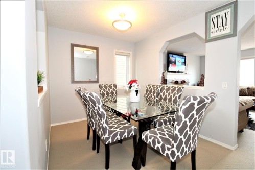 1218 37 Avenue Nw, Edmonton, AB - Indoor Photo Showing Dining Room