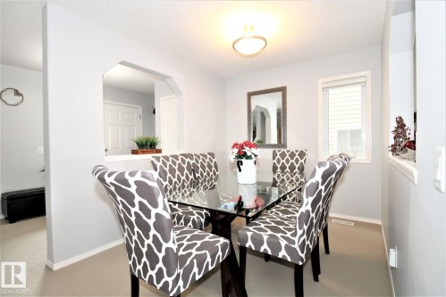 1218 37 Avenue Nw, Edmonton, AB - Indoor Photo Showing Dining Room