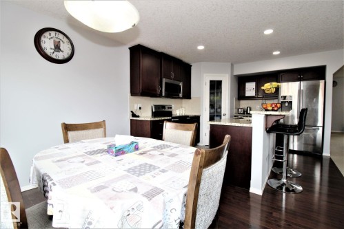 1218 37 Avenue Nw, Edmonton, AB - Indoor Photo Showing Dining Room