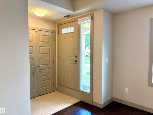 114 10510 56 Avenue, Edmonton, AB - Indoor Photo Showing Other Room