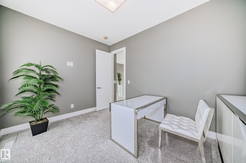 4129 Cameron Heights Point, Edmonton, AB - Indoor Photo Showing Other Room