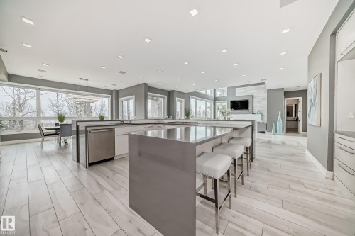 4129 Cameron Heights Point, Edmonton, AB - Indoor