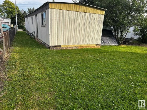 5424 48A Avenue, Drayton Valley, AB 