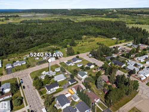 5240 53 Avenue, Wabamun, AB - Outdoor With View
