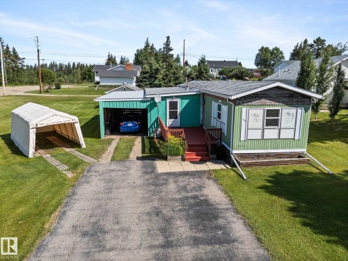 5240 53 Avenue, Wabamun, AB - Outdoor