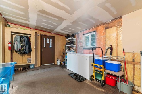 5240 53 Avenue, Wabamun, AB - Indoor