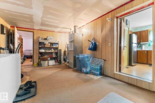 5240 53 Avenue, Wabamun, AB - Indoor