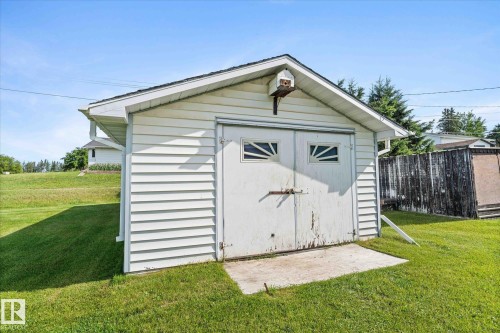 5240 53 Avenue, Wabamun, AB - Outdoor With Exterior