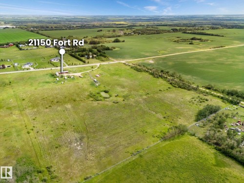 21150 Fort Road, Edmonton, AB 